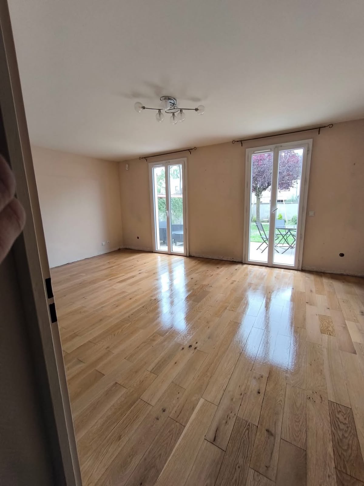 Ponçage, finition parquet et escalier