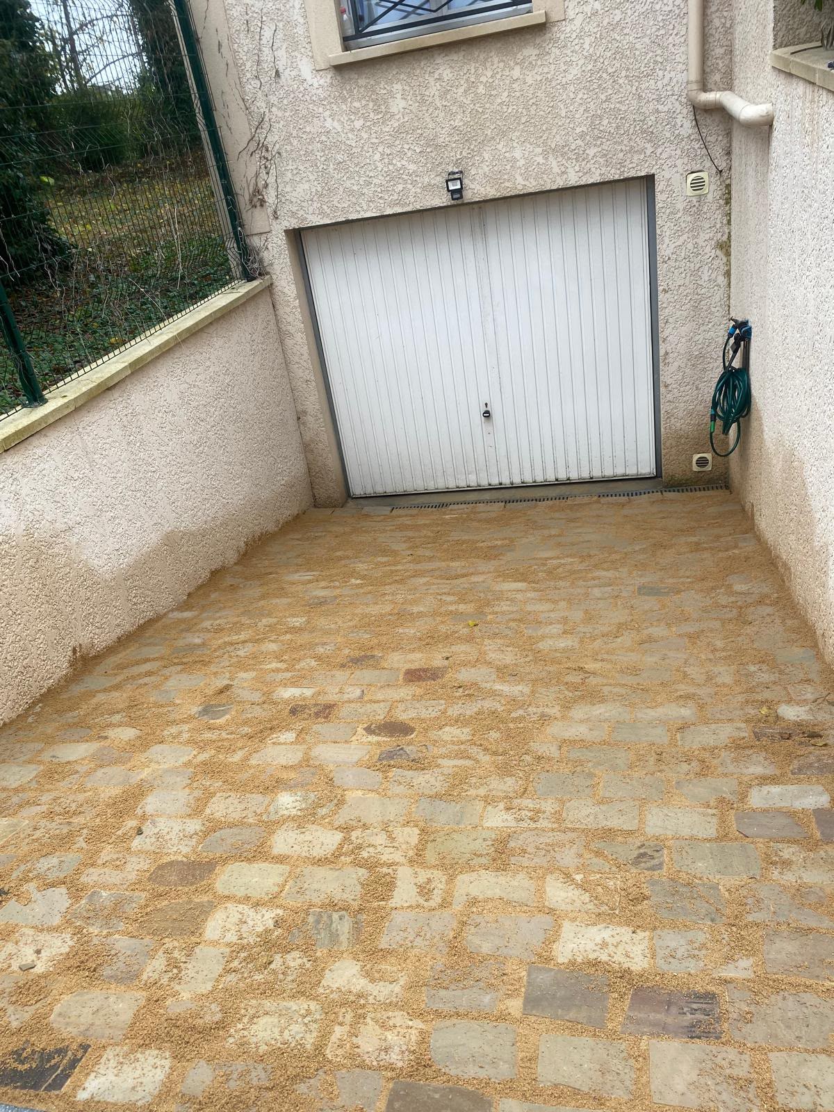 Création d’une allée carrossable en pavés à Vitry-sur-Seine