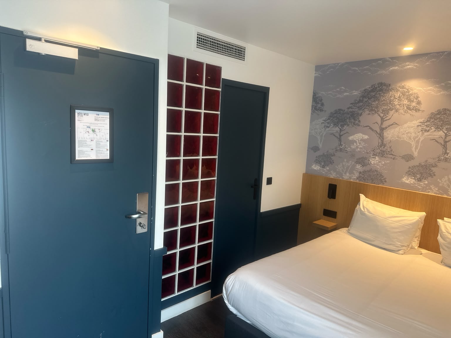 Chambre rénovée de l’Hôtel WYLD Saint-Germain