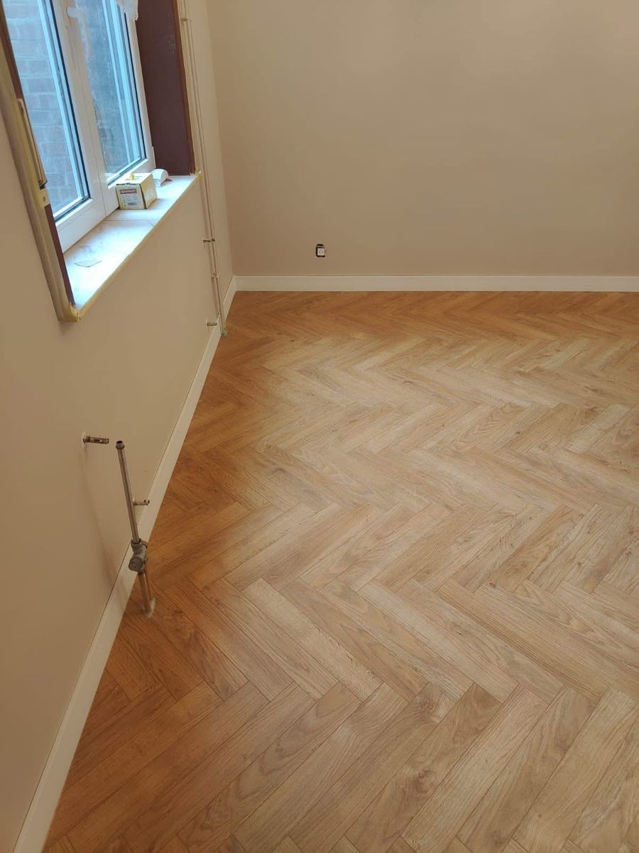 Pose de parquet et revêtements de sol aux Lilas, à Paris et en Île-de-France par GLOBAL CONSTRUCTION